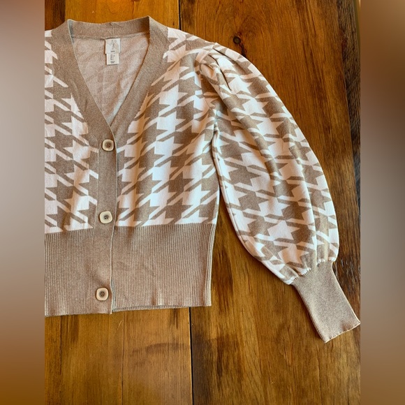 Joie cardigan. Size L - Picture 7 of 8